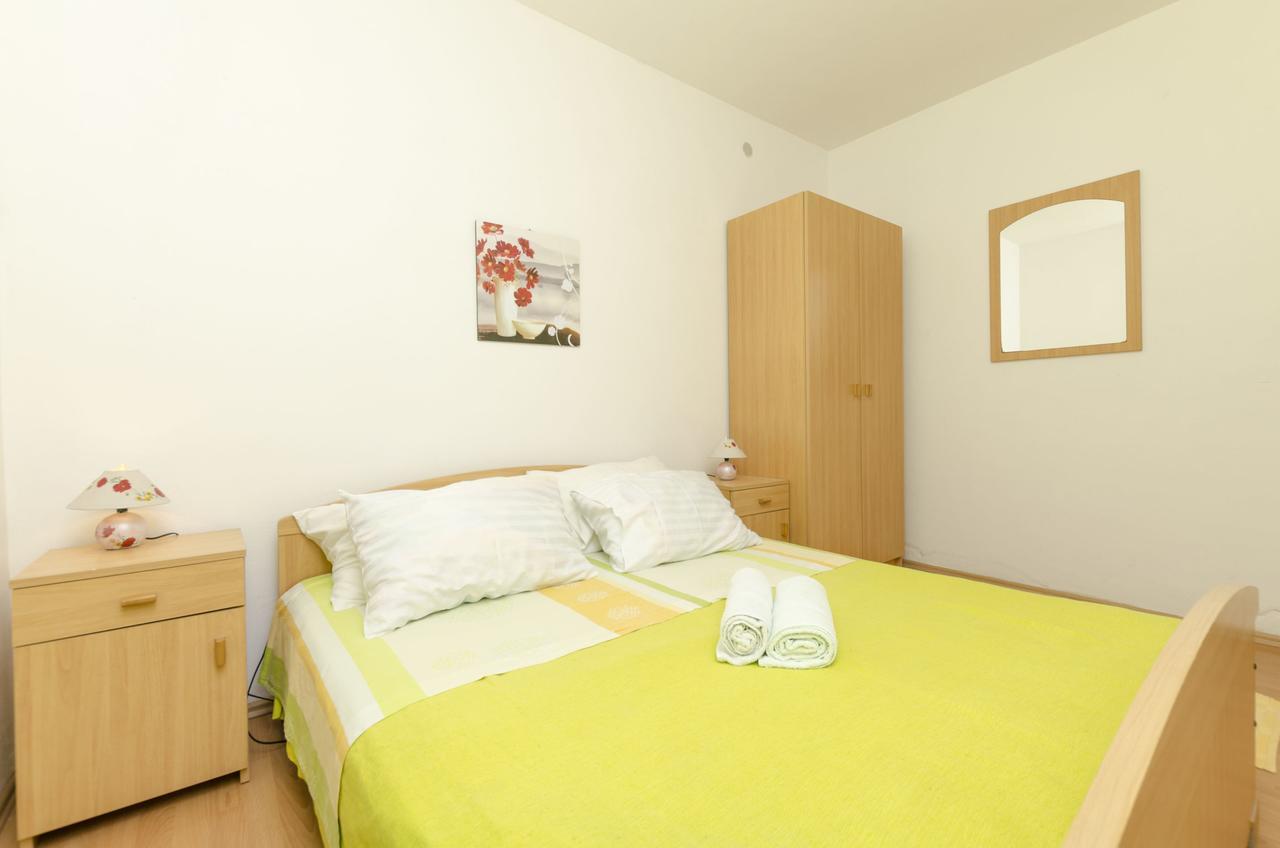 Apartments Helena Ivan Dolac Buitenkant foto